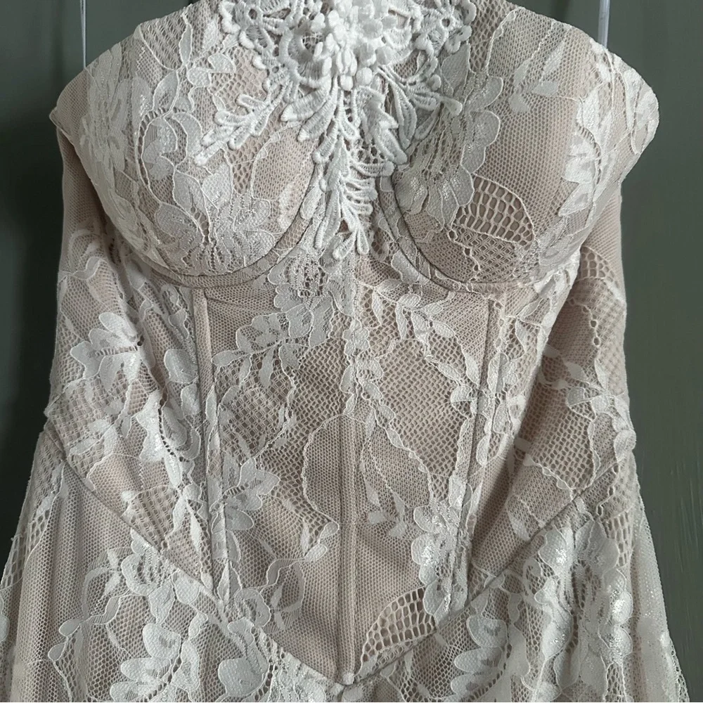NWT Lulus Valeria White Lace Strapless Bustier Maxi Dress - Picture 7 of 13